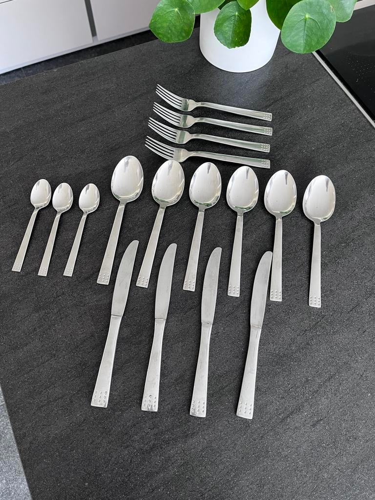 Bestekset Area, Enlèvement ou Envoi, Comme neuf, Ensemble de couverts