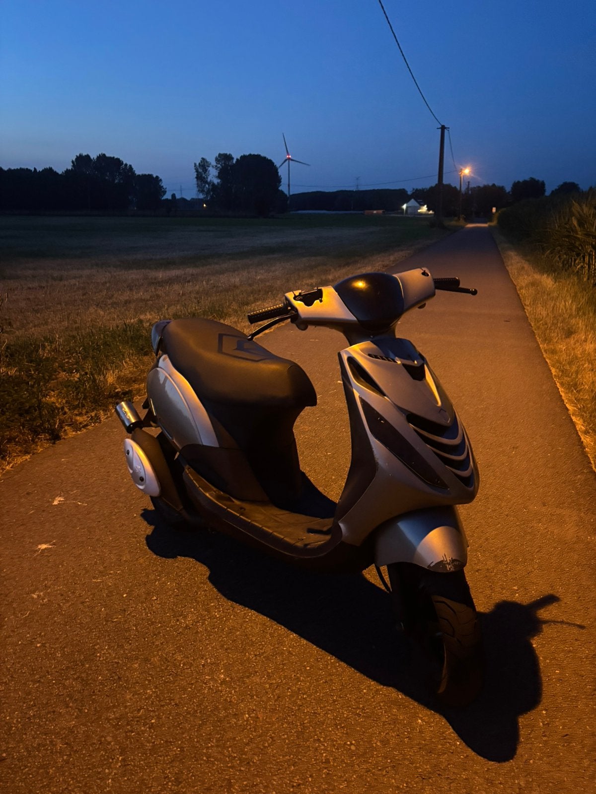PIAGGIO ZIP 70CC 2 TAKT, Fietsen en Brommers, Scooters | Piaggio, Ophalen, Tweetakt, Klasse A (25 km/u), Zo goed als nieuw