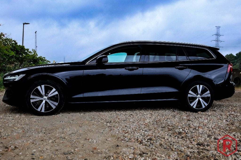Volvo V60 D3 Momentum Automaat Trekhaak, Dealer onderhouden, Stof, 4 cilinders, Parkeersensor