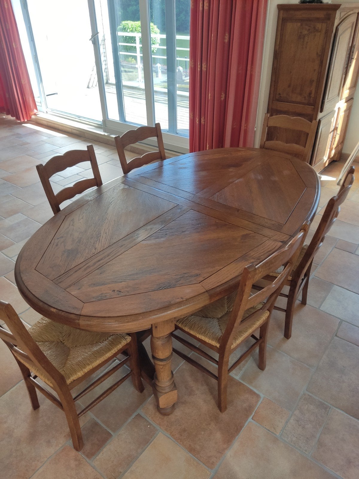Table de ferme ovale en chêne, Maison & Meubles, Salles à manger complètes, Enlèvement
