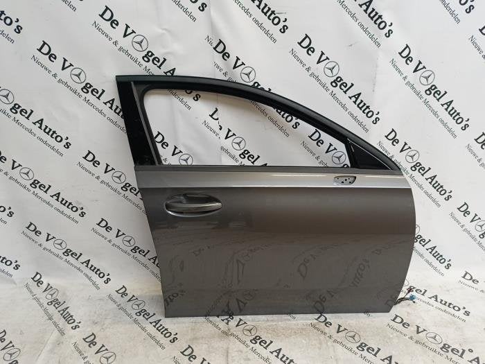 Portière 4portes avant droite d'un Mercedes A-Klasse (7787), 3 mois de garantie, Utilisé, Porte, -