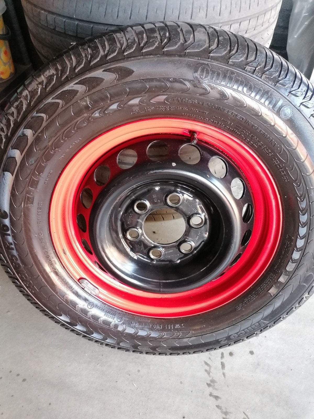 Kit de roues completes 235 65 16c Mercedes Sprinter, Pneu(s)