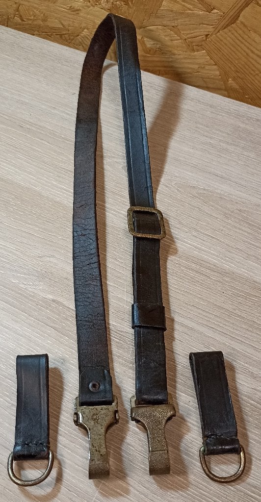 Ensemble de suspension Allemand en cuir RZM 57 ww2, Collections, Envoi, Armée de terre, Autres types