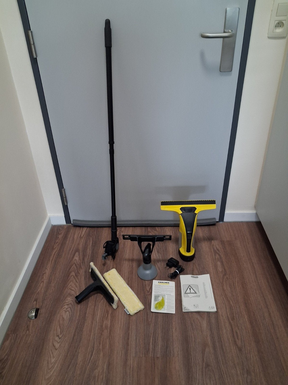 Karcher ruitenreinigerset WV6 plus, Huis en Inrichting, Ophalen, Raamwisser of Trekker