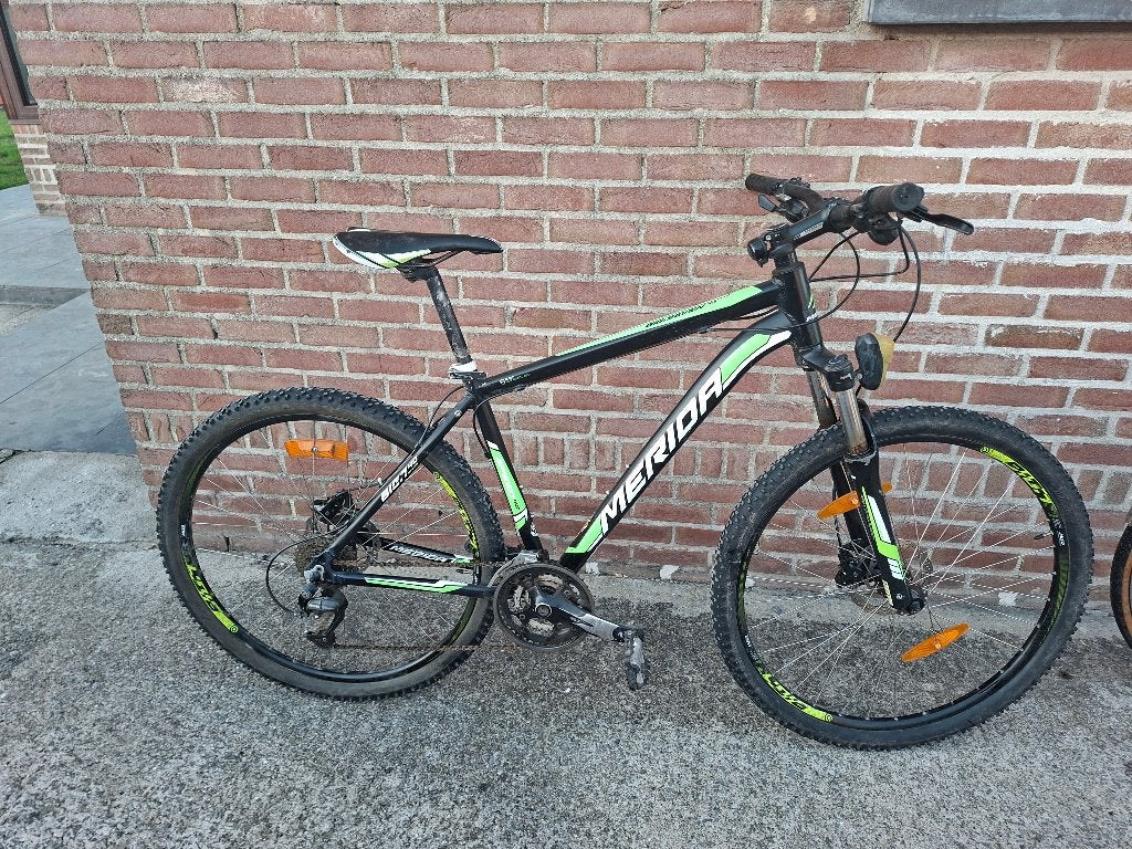 Mountainbike, Vering, 10 tot 15 versnellingen, Schijfrem, 53 tot 57 cm