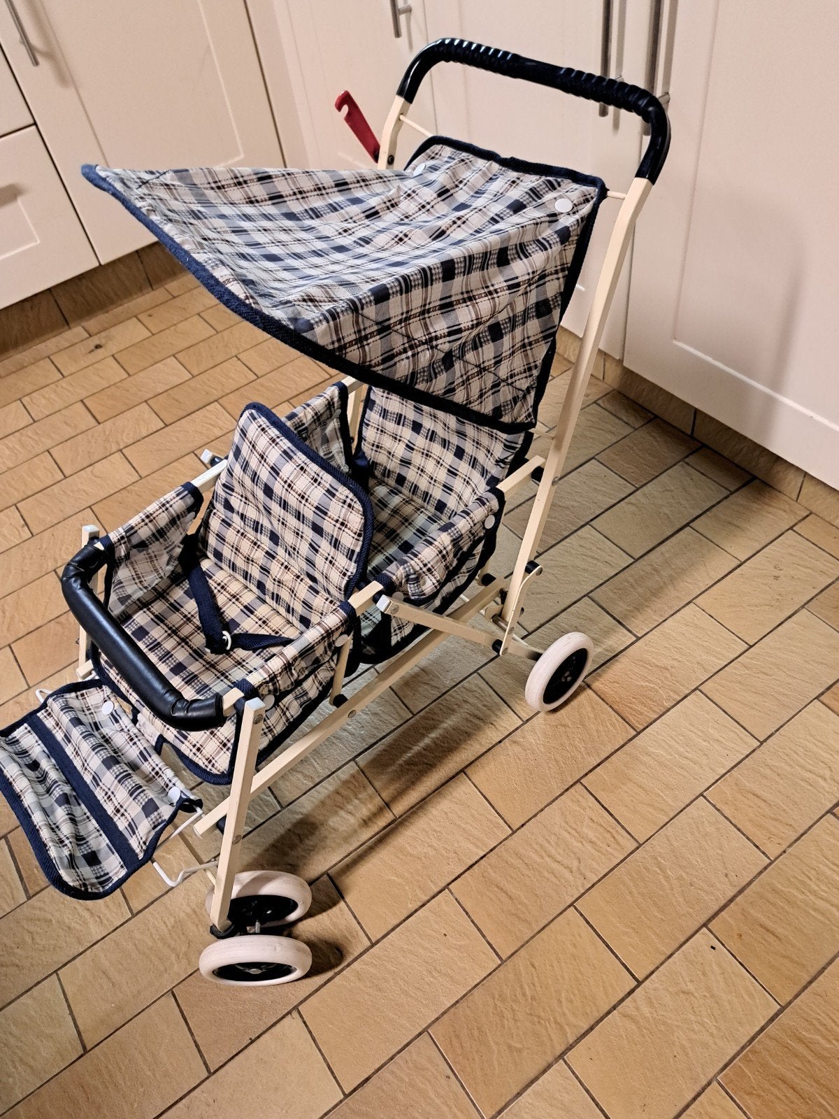 poppenwagen duozit voor 2 poppen, Kinderen en Baby's, Ophalen of Verzenden, Nieuw, Babypop