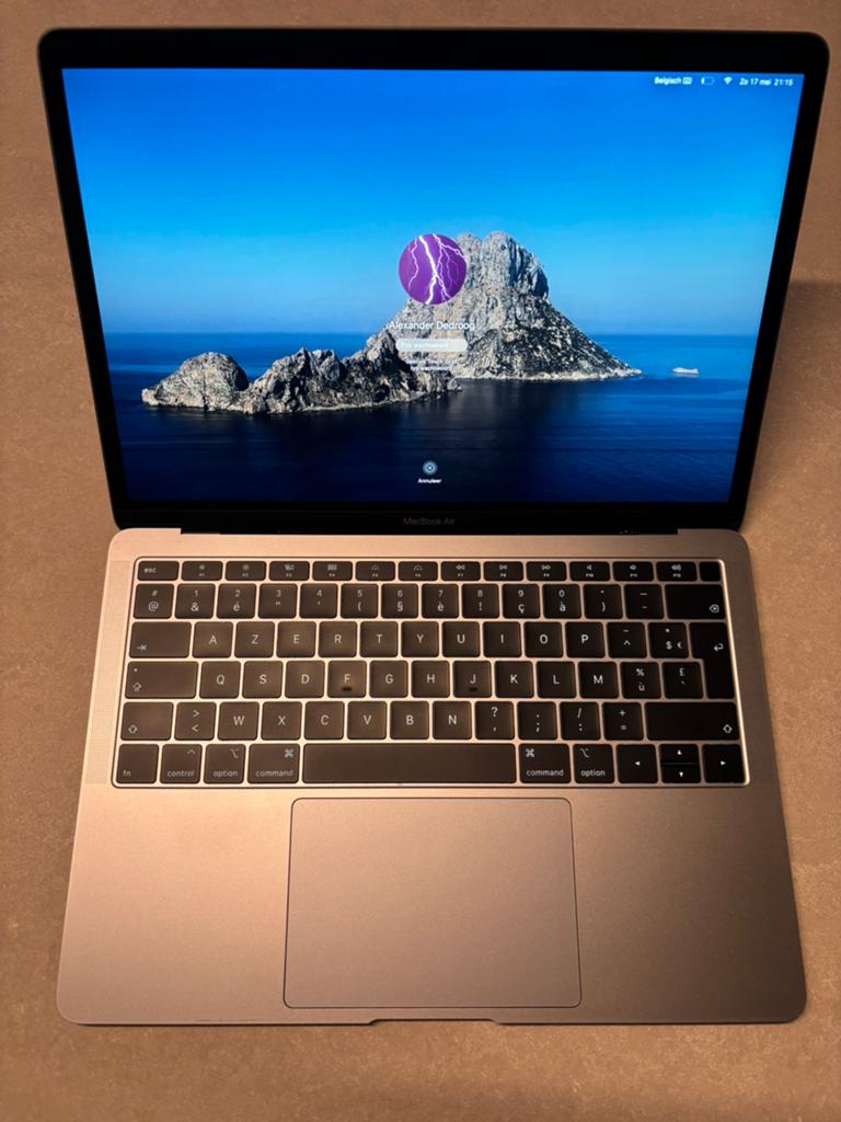 MacBook Air (2019) i5 in Space Grey kleur., Computers en Software, Apple Macbooks, Zo goed als nieuw, MacBook, 8 GB, Ophalen