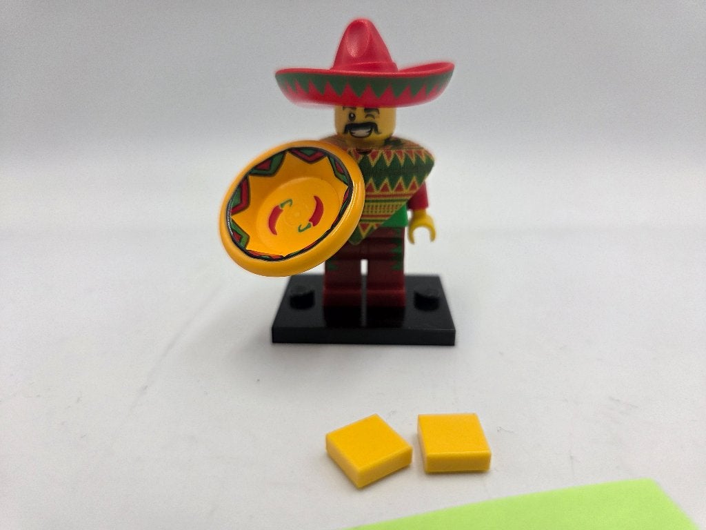Lego CMF Serie 71004 Coltlm-12 Taco Tuesday Guy, Lego, Ophalen of Verzenden, Zo goed als nieuw, Minifiguren serie
