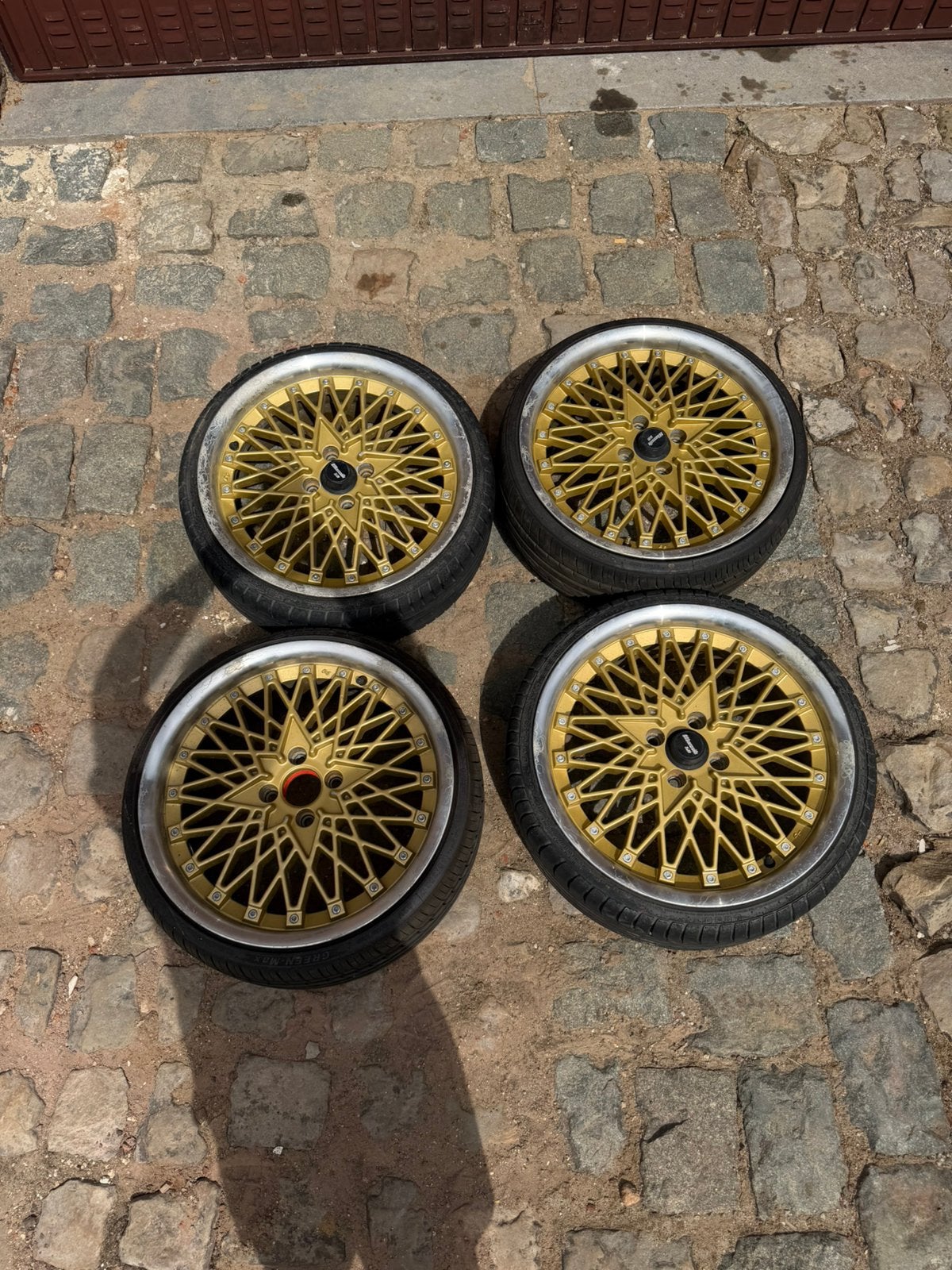 Auto velgen, Ophalen