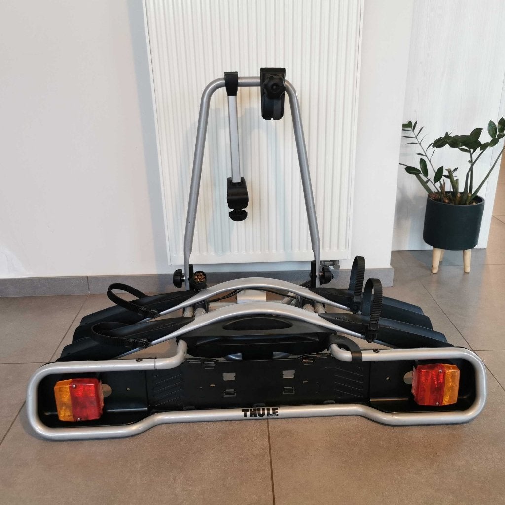Thule 945 fietsendrager, Auto diversen, Fietsendragers, Zo goed als nieuw, Trekhaakdrager, 2 fietsen, Ophalen
