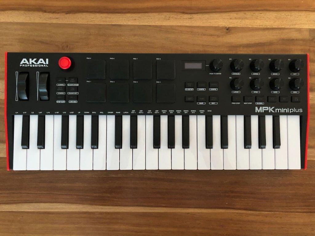 Vends Akai Professional MPK Mini Plus comme neuf, Ophalen of Verzenden, Zo goed als nieuw