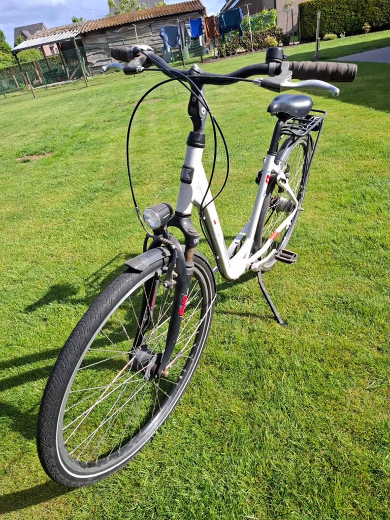 Te koop damesfiets., Ophalen