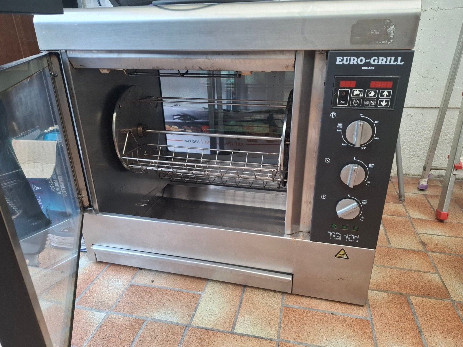 Fri-Jado Euro-Grill TG-101-E Professionele Kippenoven / Roti, Enlèvement