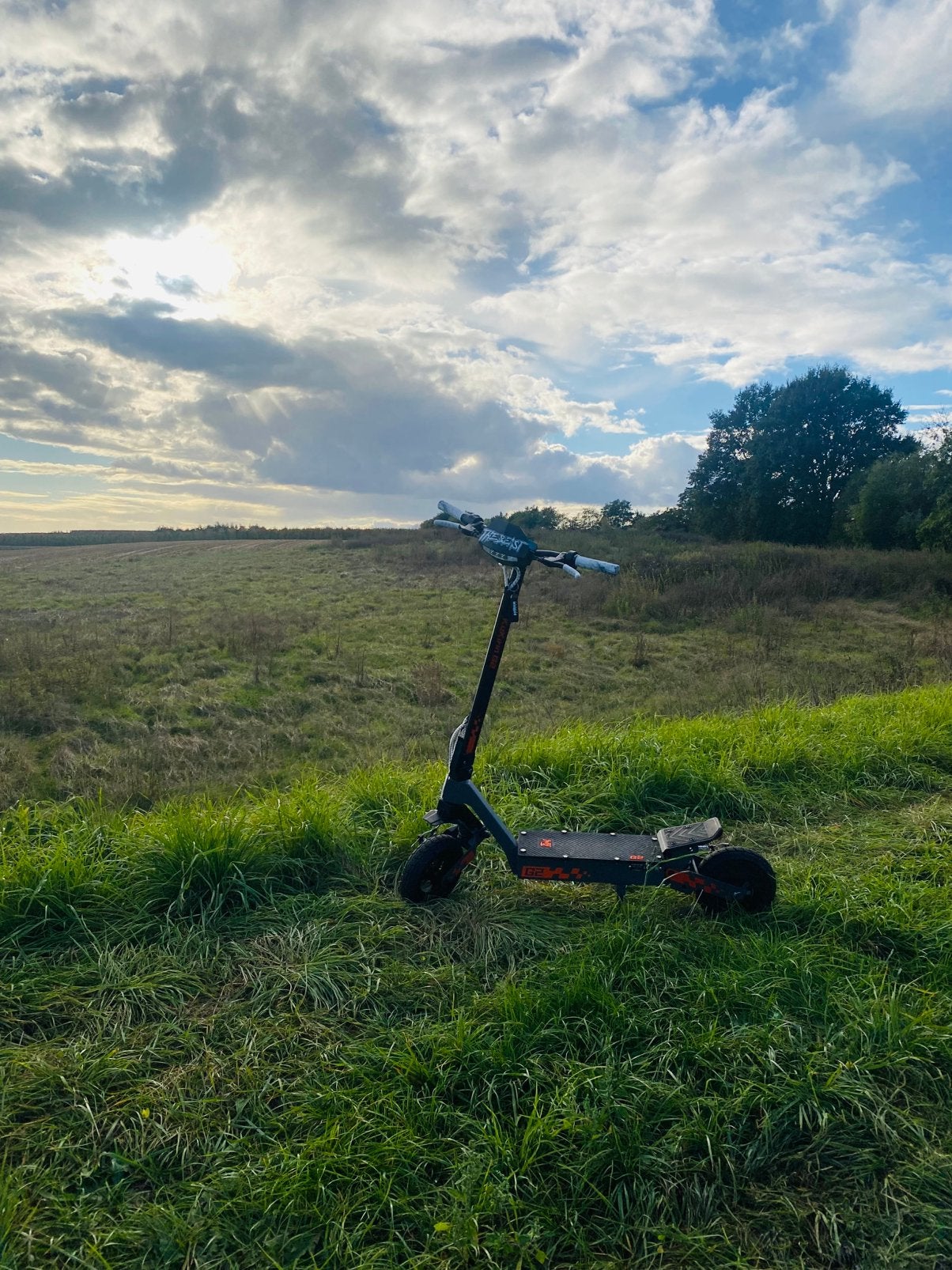 Kukurin G2 pièces neuves+anciennes pièces 200 km, Enlèvement, Comme neuf, Step électrique (E-scooter)