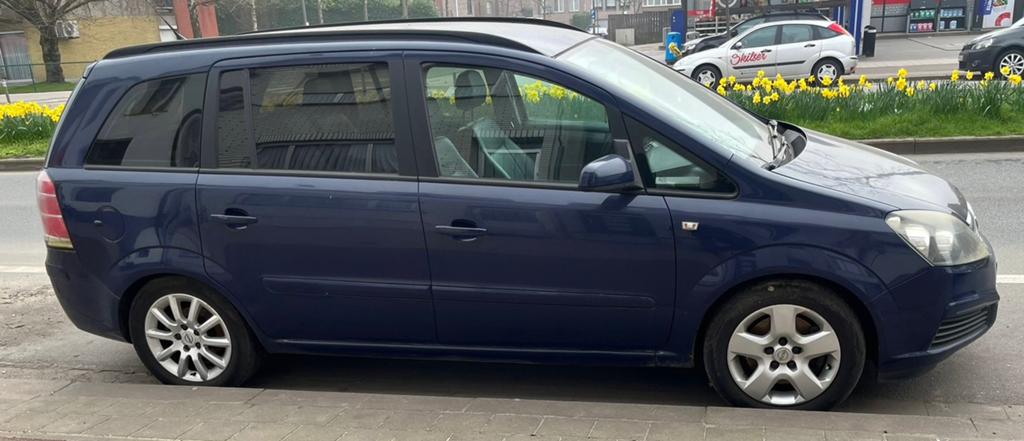 Ooel Zafira 19(Diesel), Auto's, 19 cc, Monovolume, Blauw, Leder en Stof