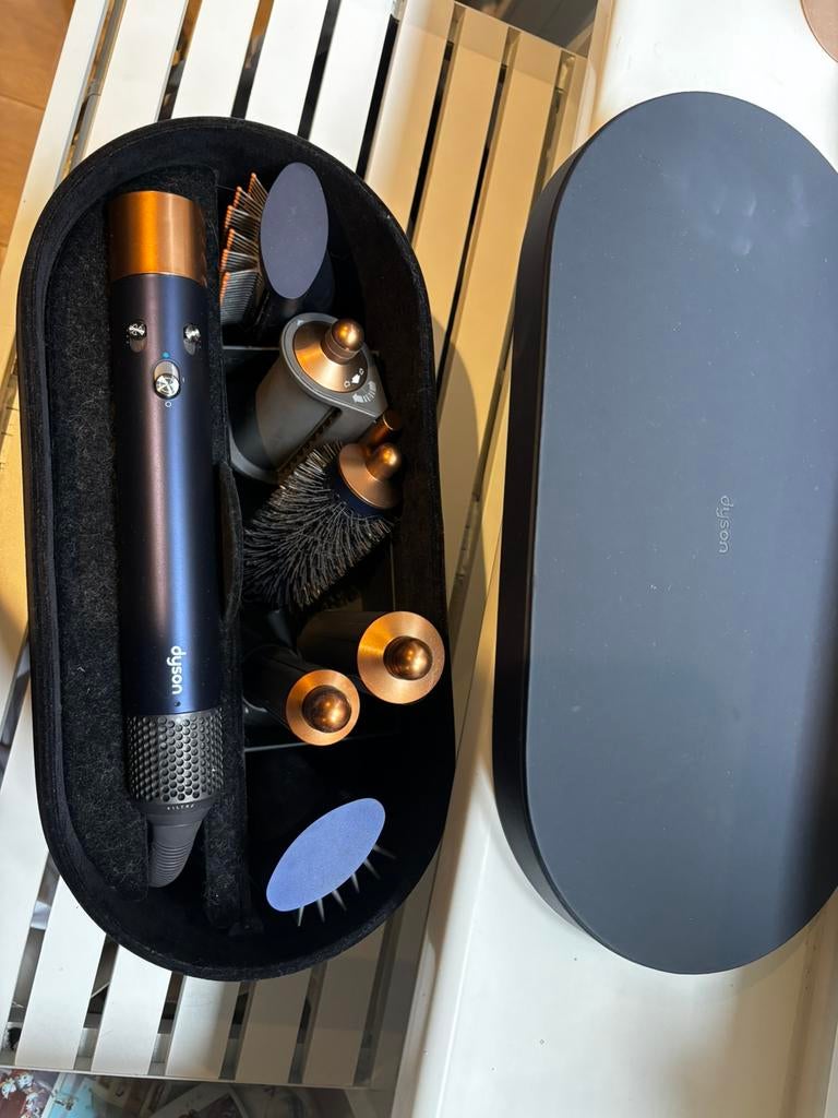 Dyson airwrap, Enlèvement, Comme neuf