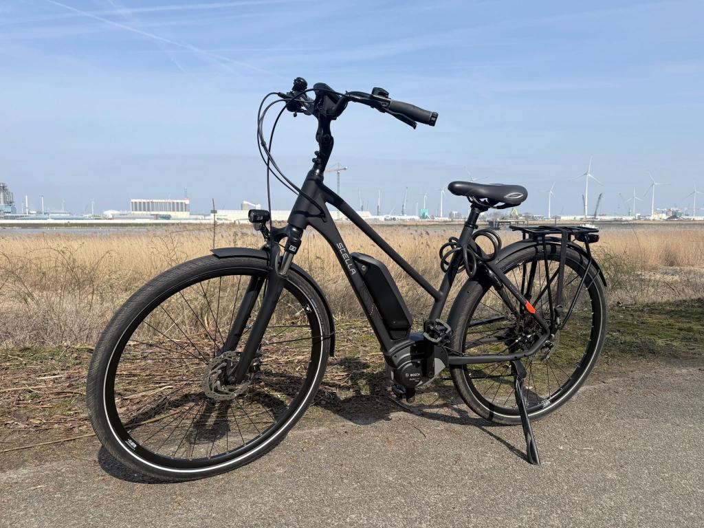 Stella E-bike / Trekkingbike in topstaat, Fietsen en Brommers, Zo goed als nieuw, 50 km per accu of meer, 55 tot 59 cm, Ophalen