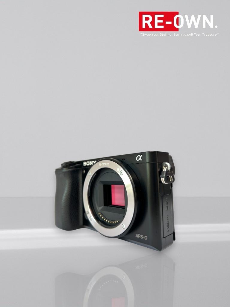 Sony A6000 body (topstaat + doos + 892 clicks)kom inruilen!, Audio, Tv en Foto, Fotocamera's Digitaal, Compact, Ophalen of Verzenden