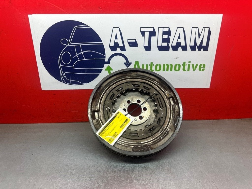 VLIEGWIEL DUBBELE MASSA Citan (415.7) (|123105323R|), Gebruikt, Mercedes-Benz, Dialog.mb@mercedes-benz.com, Mercedes-Benz AG