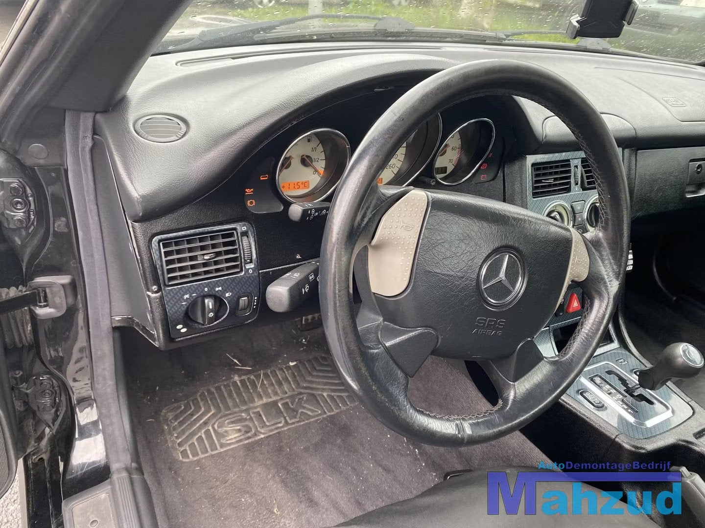 MERCEDES SLK R170 Zwart Dashboard delen afdekkap 1996-2004, Mercedes-Benz AG, Mercedes-Benz, Utilisé, Mercedesstrasse 120
70372  Stuttgart, DE