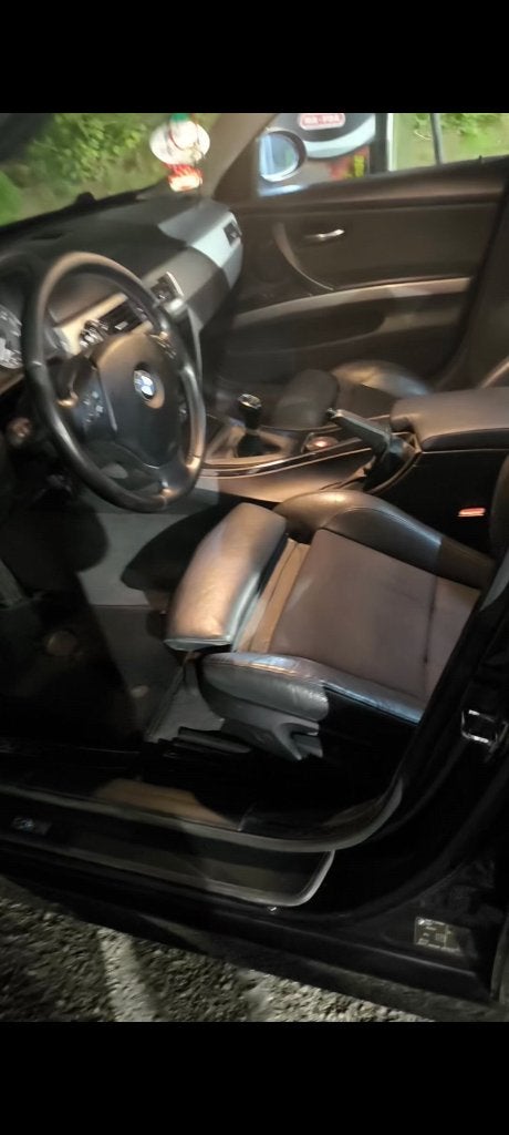 BMW e90 318d, Auto's, 90 kW, Achterwielaandrijving, Zwart, 4 cilinders
