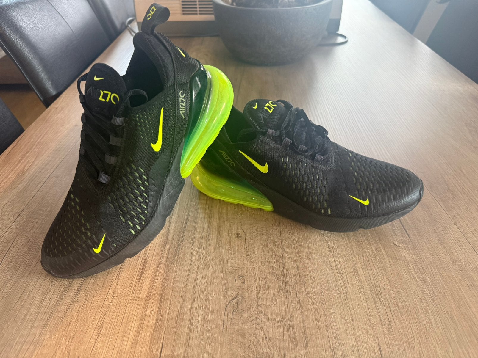 Nike Air Max 270 Noir/Volt – Pointure 42 – Comme neuves, Kleding | Heren, Schoenen, Ophalen, Zo goed als nieuw, Zwart