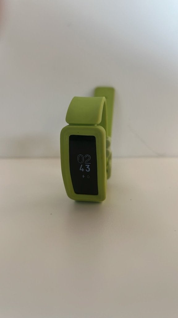 Fitbit Ace 2 stappelteller voor Kids, Ophalen, Gebruikt, Groen, Fitbit