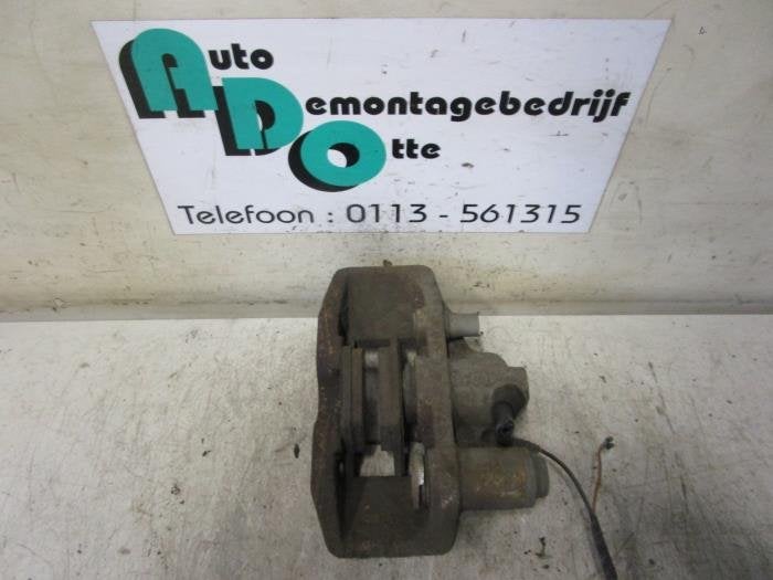 Etrier de frein (pince) arrière droit d'un Mercedes Vito (V, 3 mois de garantie, Utilisé, -, -