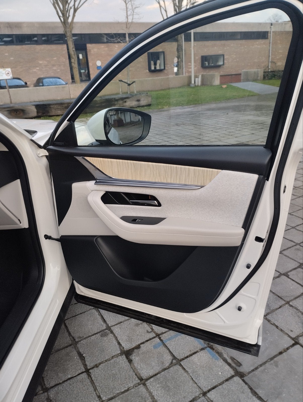 Mazda CX60, Auto's, Mazda, 4 cilinders, 2500 kg, Wit, Leder