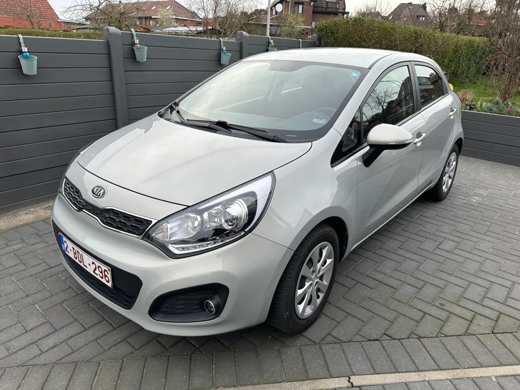 KIA NEW RIO 1.1CRDI  EUR5 LED AIRCO XENON IN GOEDE STAAT, Auto's, Kia, Euro 5, Particulier, Rio, Te koop