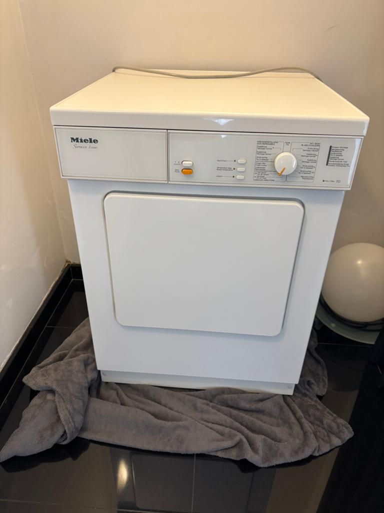 Miele droogkast, Elektronische apparatuur, Ophalen, Wolprogramma, 6 tot 8 kg, Gebruikt
