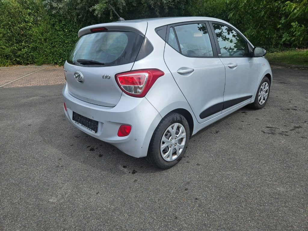 Hyundai i10 1.0i ️ AIRCO 5 DEUREN, Auto's, Voorwielaandrijving, Euro 5, Stof, Zwart