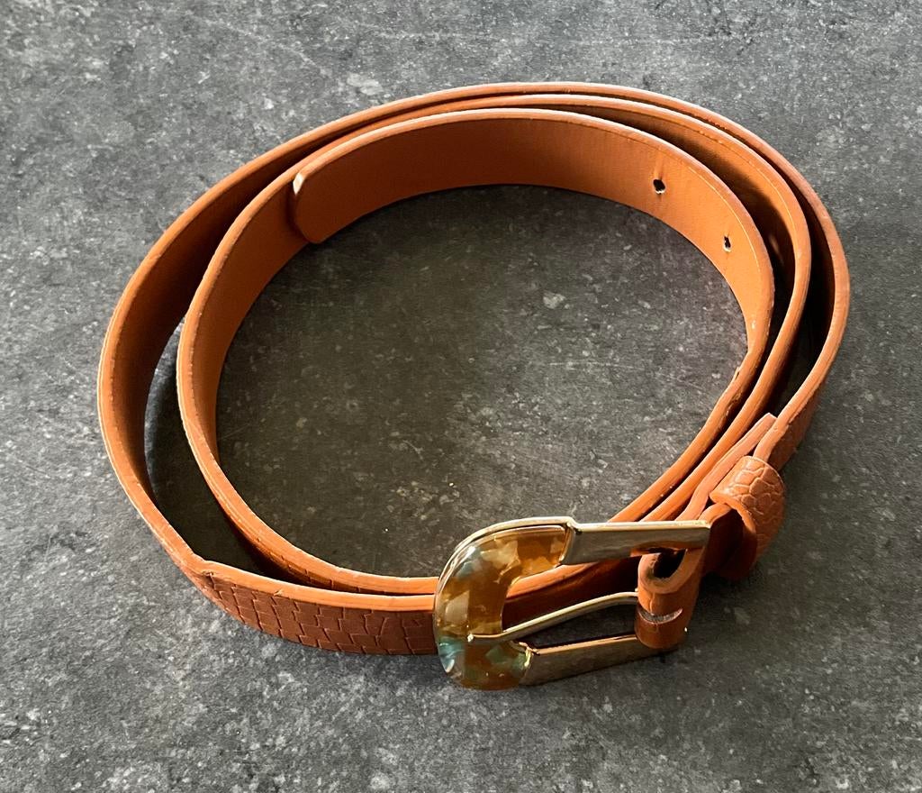 Ceinture marron pour femme avec boucle décorative - 95 cm, Enlèvement ou Envoi, 90 à 100 cm, Brun, Porté