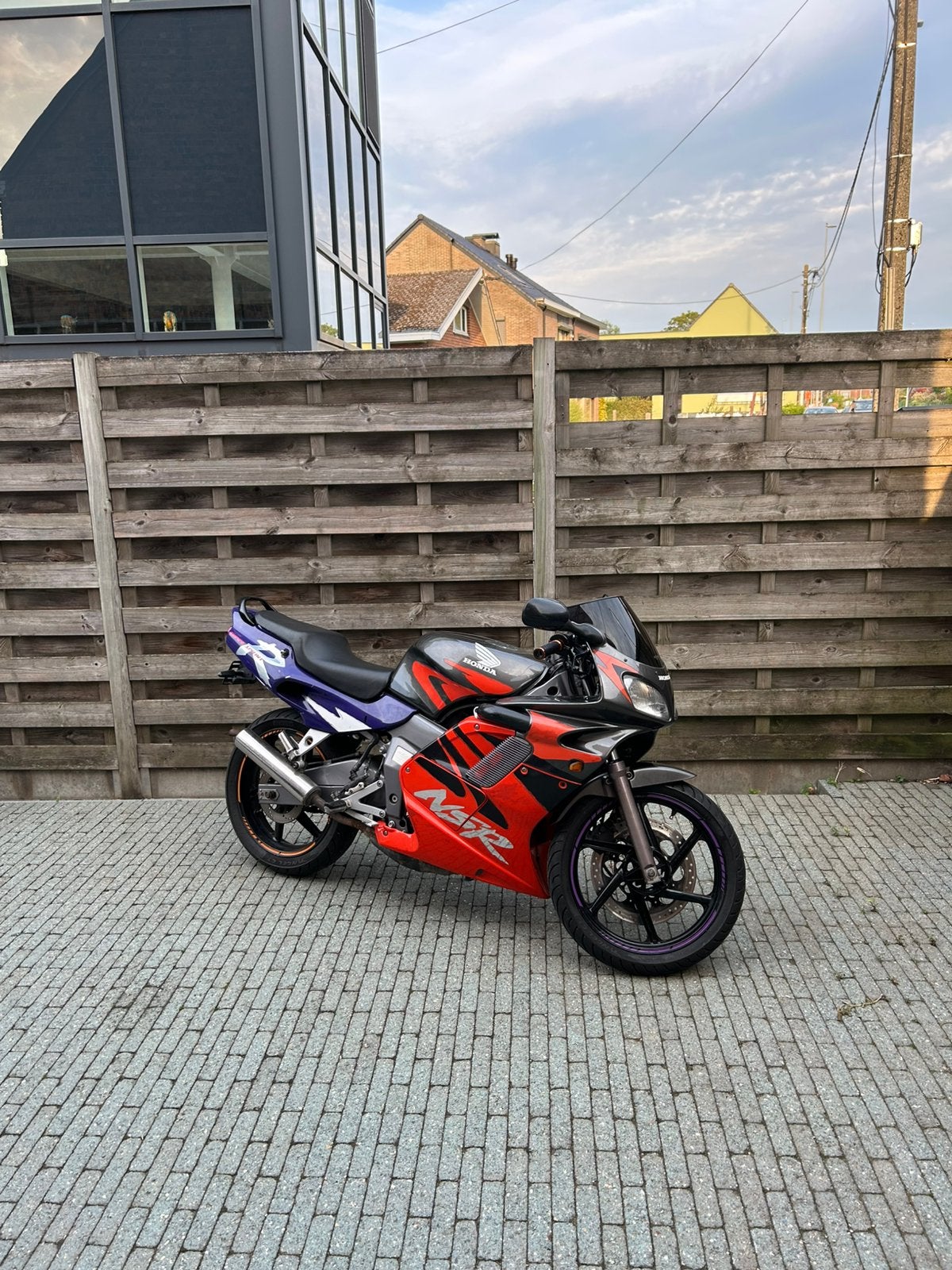 Honda NSR 125 JC22 1998, Occasion, Permis Moto A1 minimum, Super Sport, Particulier