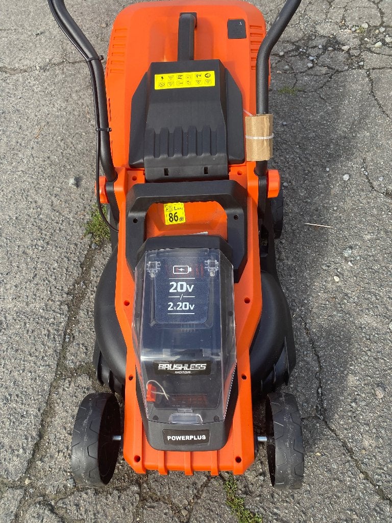 Grasmaaier op battery 20v+telescopiche gras en haagschaar., Tuin en Terras, Grasmaaiers, Ophalen, Cirkelmaaier, Accu-grasmaaier