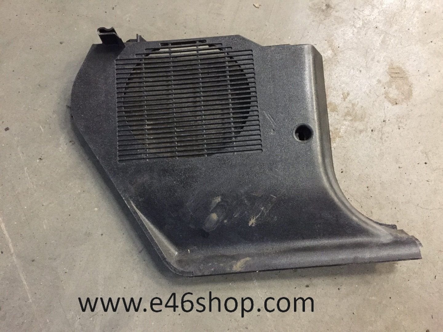 Plastic afdekplaatje voetenruimte BMW E36, Auto-onderdelen, Interieur en Bekleding, Gebruikt, -, -, Ophalen of Verzenden