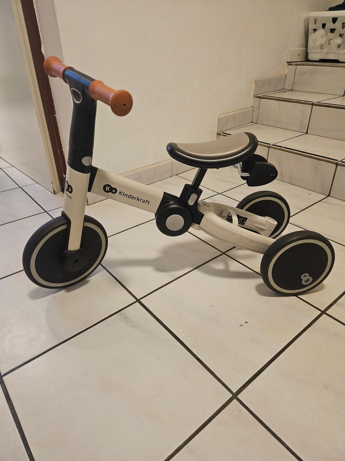 Velo 3 en 1 (1 a 5 ans) en excellent état, Enlèvement
