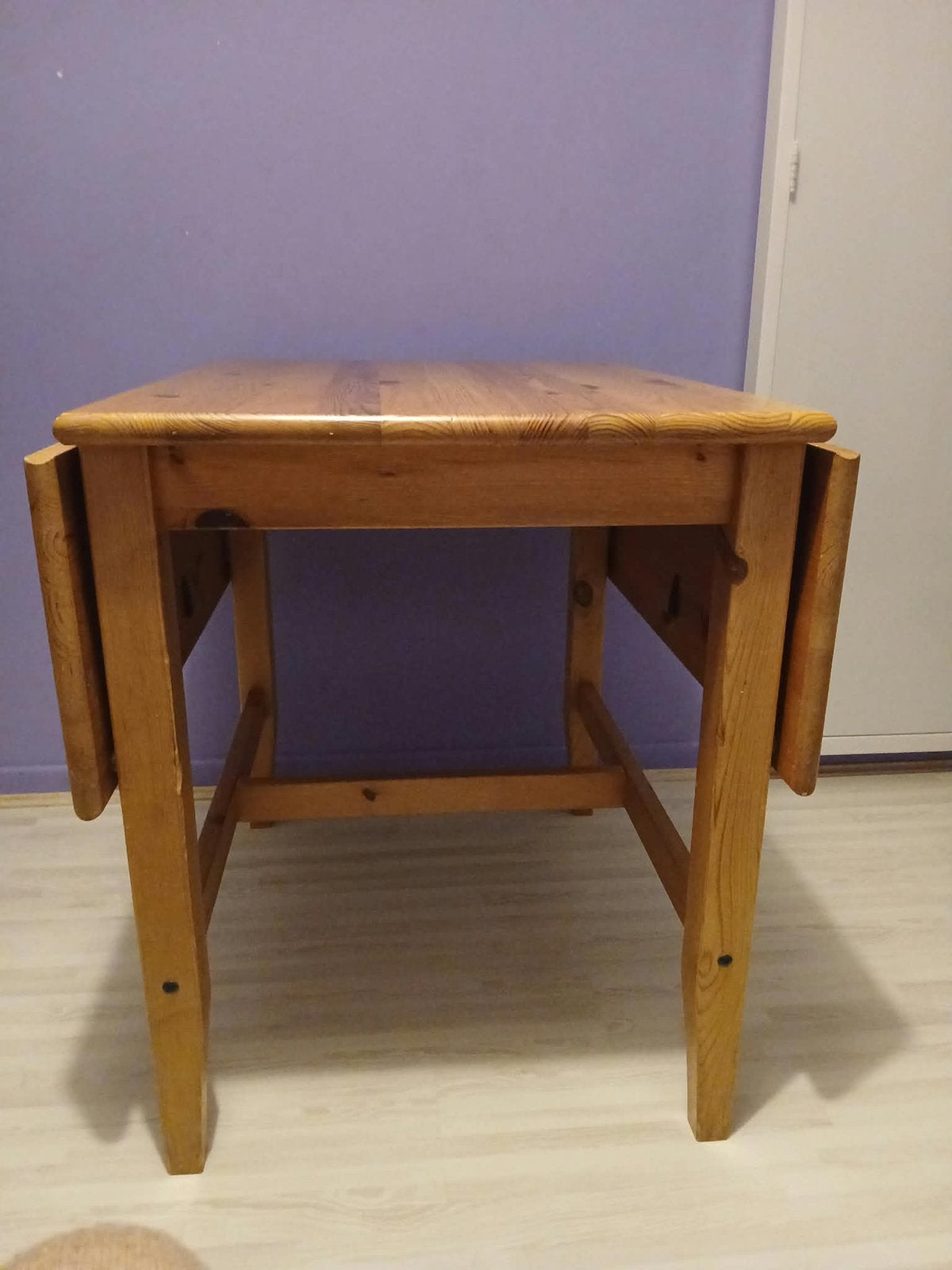 table a manger en bois, Enlèvement, Comme neuf