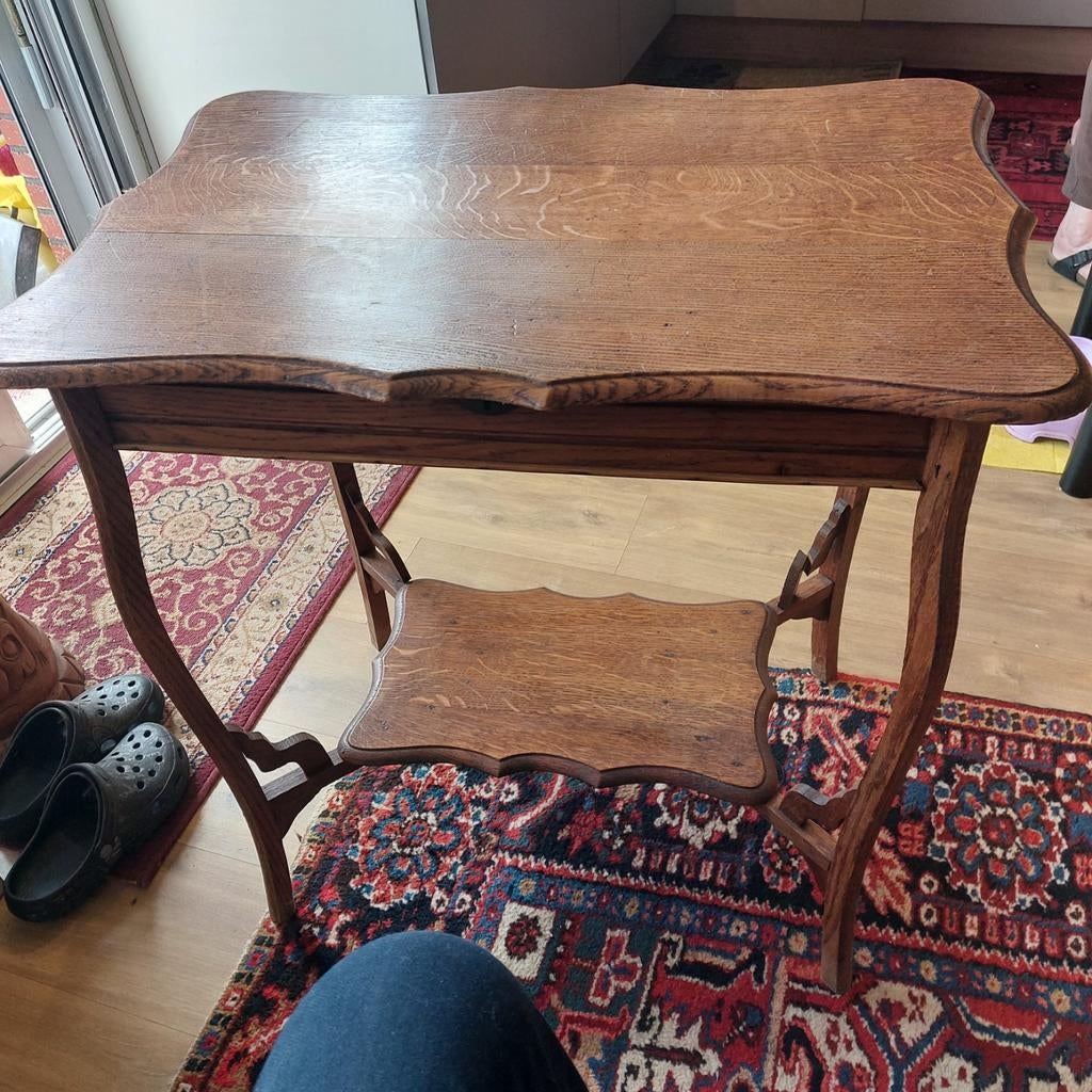 Tafeltje met opberg ruimte, Antiek en Kunst, Ophalen
