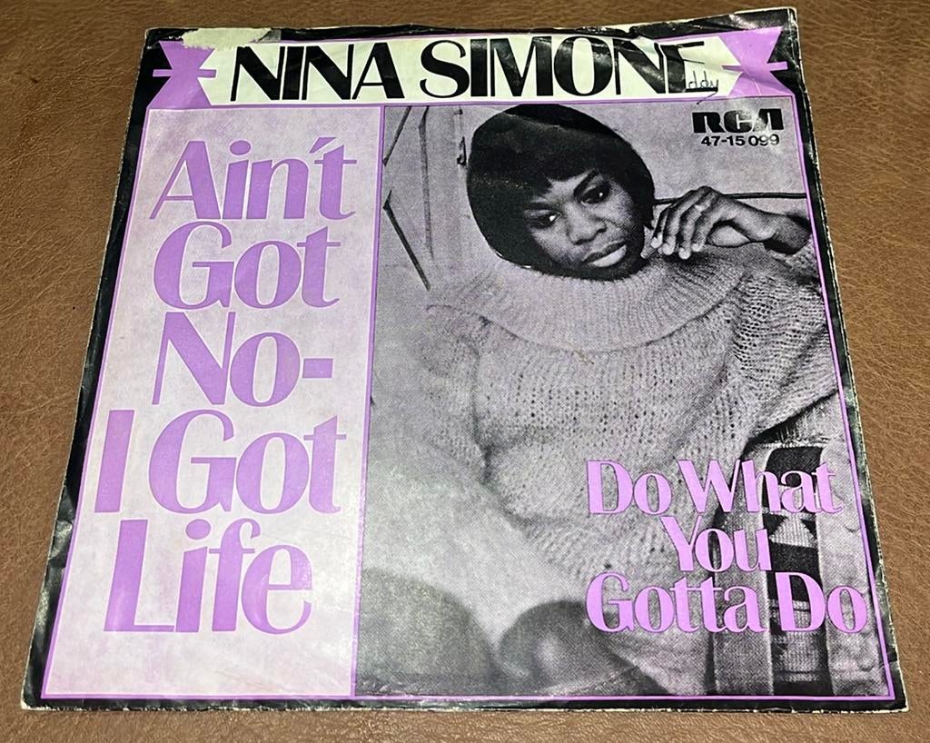 Nina Simone - Ain’t got no- I got Life - 7” vinyl single  DE, Enlèvement ou Envoi, Utilisé
