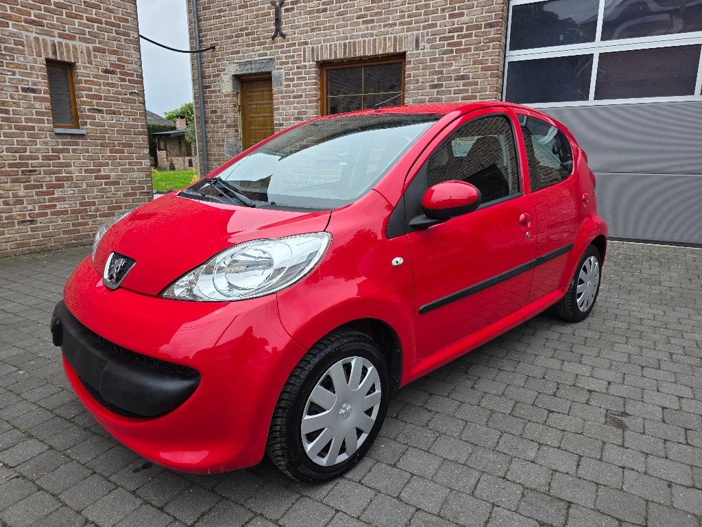 Peugeot 107  1.0 essence 39.701km GARANTIE, Auto's, Peugeot, Particulier, ABS, Airbags, Centrale vergrendeling, Isofix, Sound system