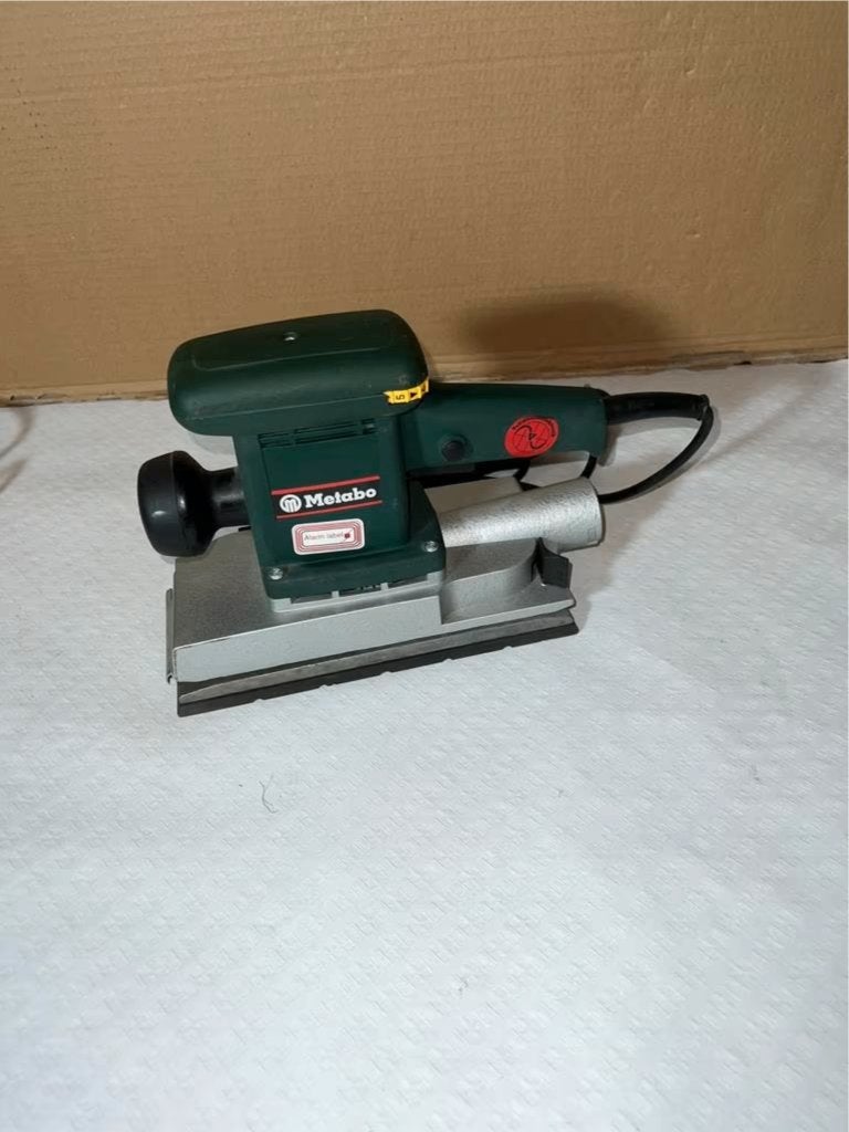 Metabo Vlakschuurmachine Nieuw !, Ophalen, Nieuw, Vlakschuurmachine