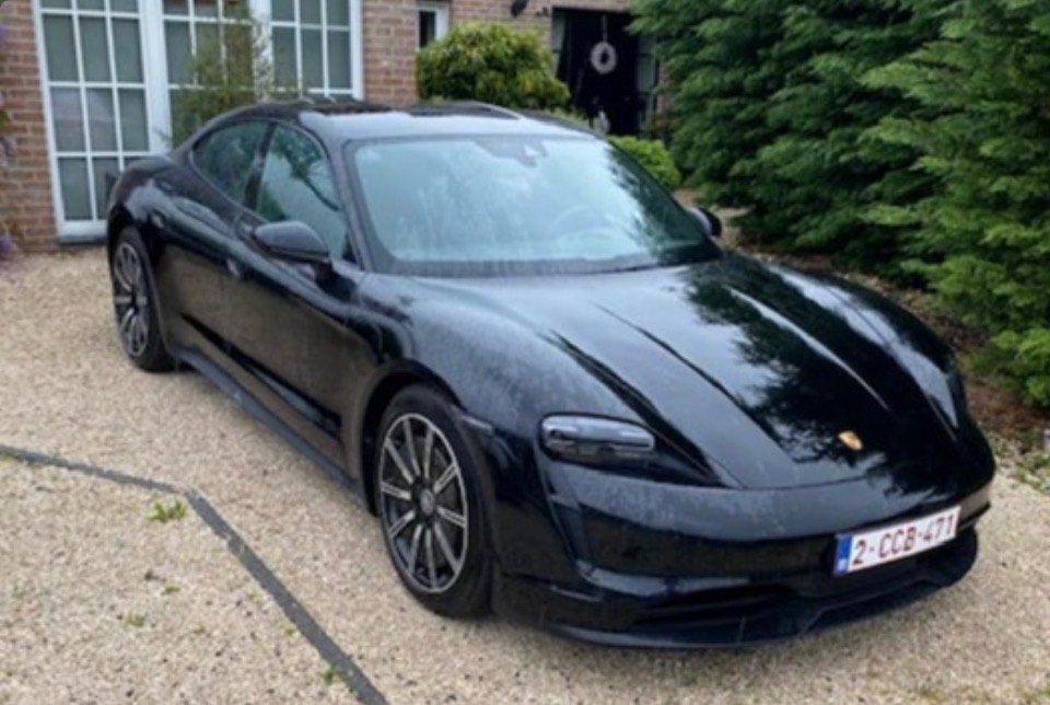 Porsche Taycan slechts 7000 kilometers 2022 in nieuw staat, Autos, Achat, Noir, 5 portes, Berline