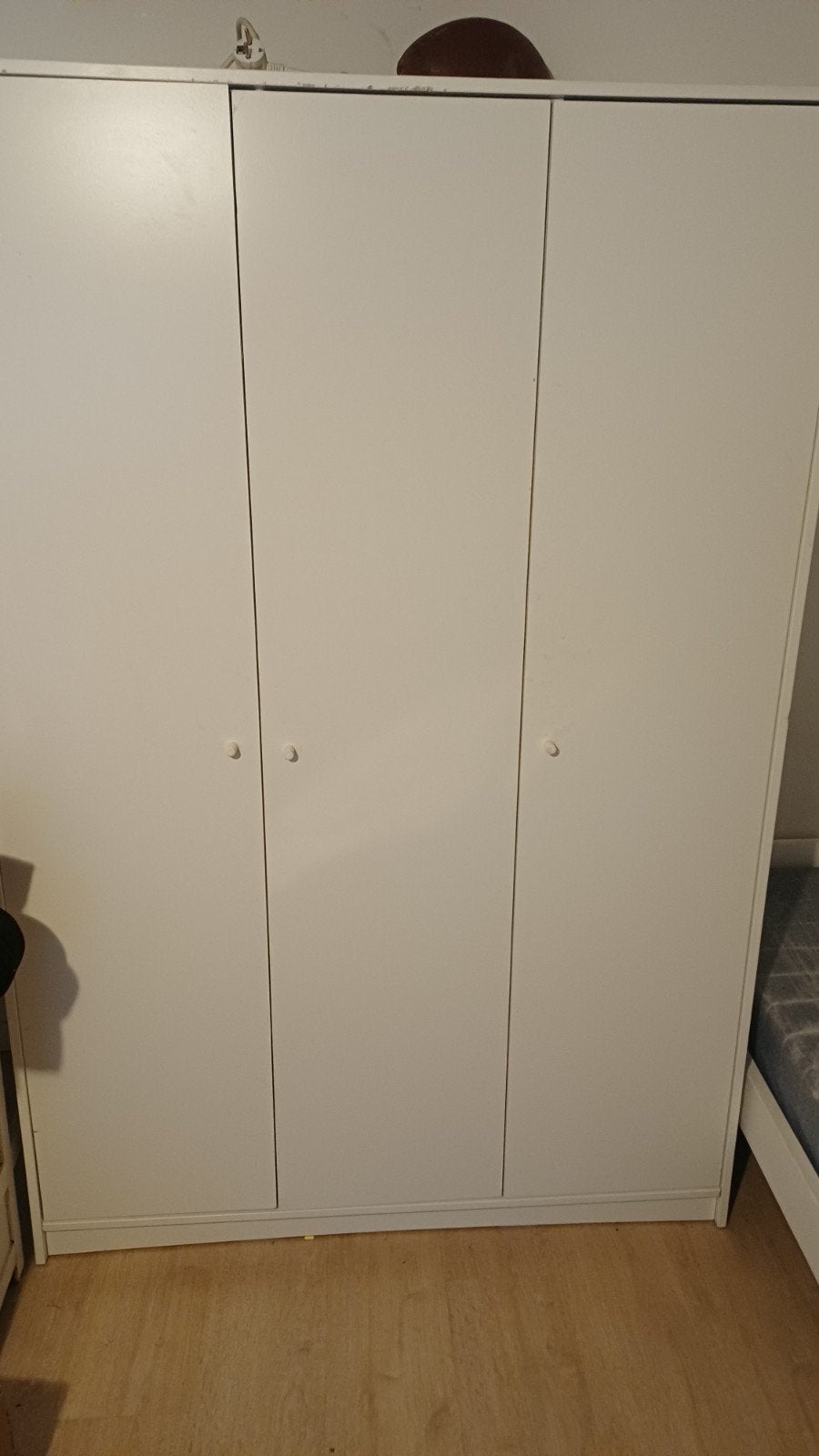 Armoire trois portes