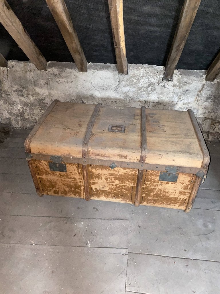 Ancienne malle en bois et métal (Déco rustique / vintage), Antiquités & Art, Enlèvement