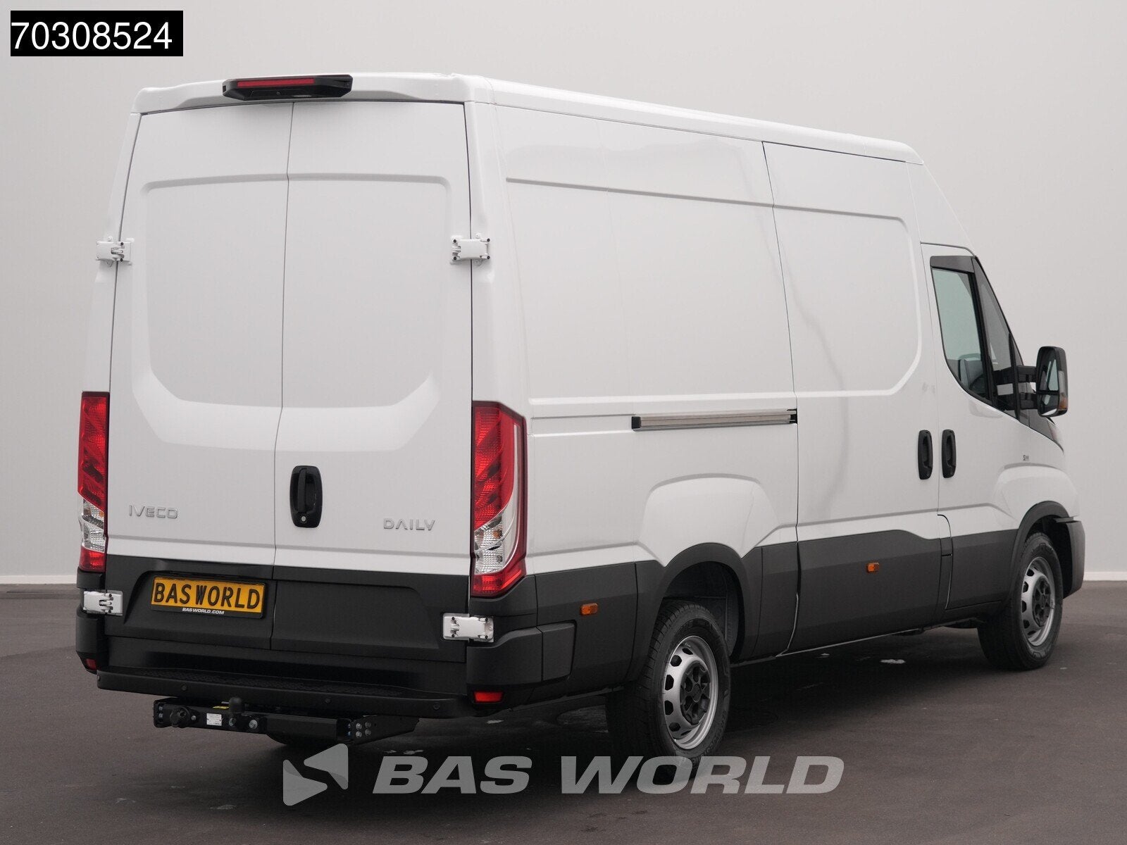 Iveco Daily 35S16 3.0L Automaat L2H2 180PK ACC Airco Camera, Automaat, Dealer onderhouden, Stof, Euro 6