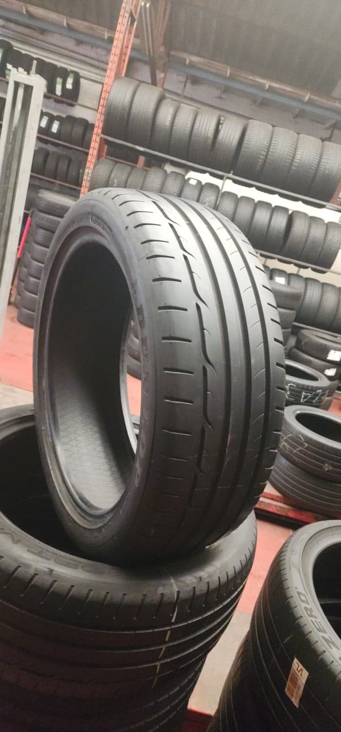 225/45R19 DUNLOP TOP QUALITÉ avec montage et équilibrage, Enlèvement