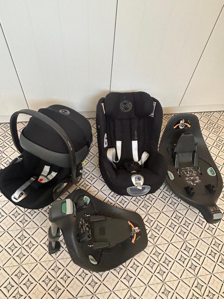 Complete set: Cybex Sirona Z + Cloud Z + 2 Base Plates, Ophalen, Zo goed als nieuw