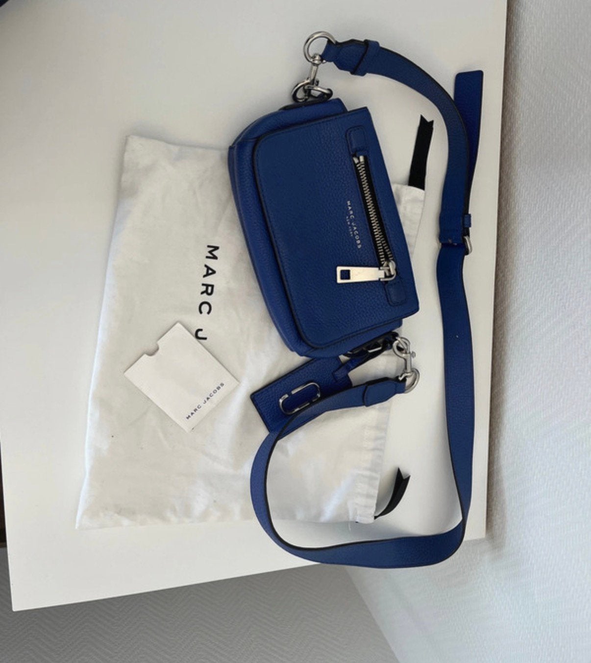 Sac Marc Jacobs, Enlèvement, Comme neuf