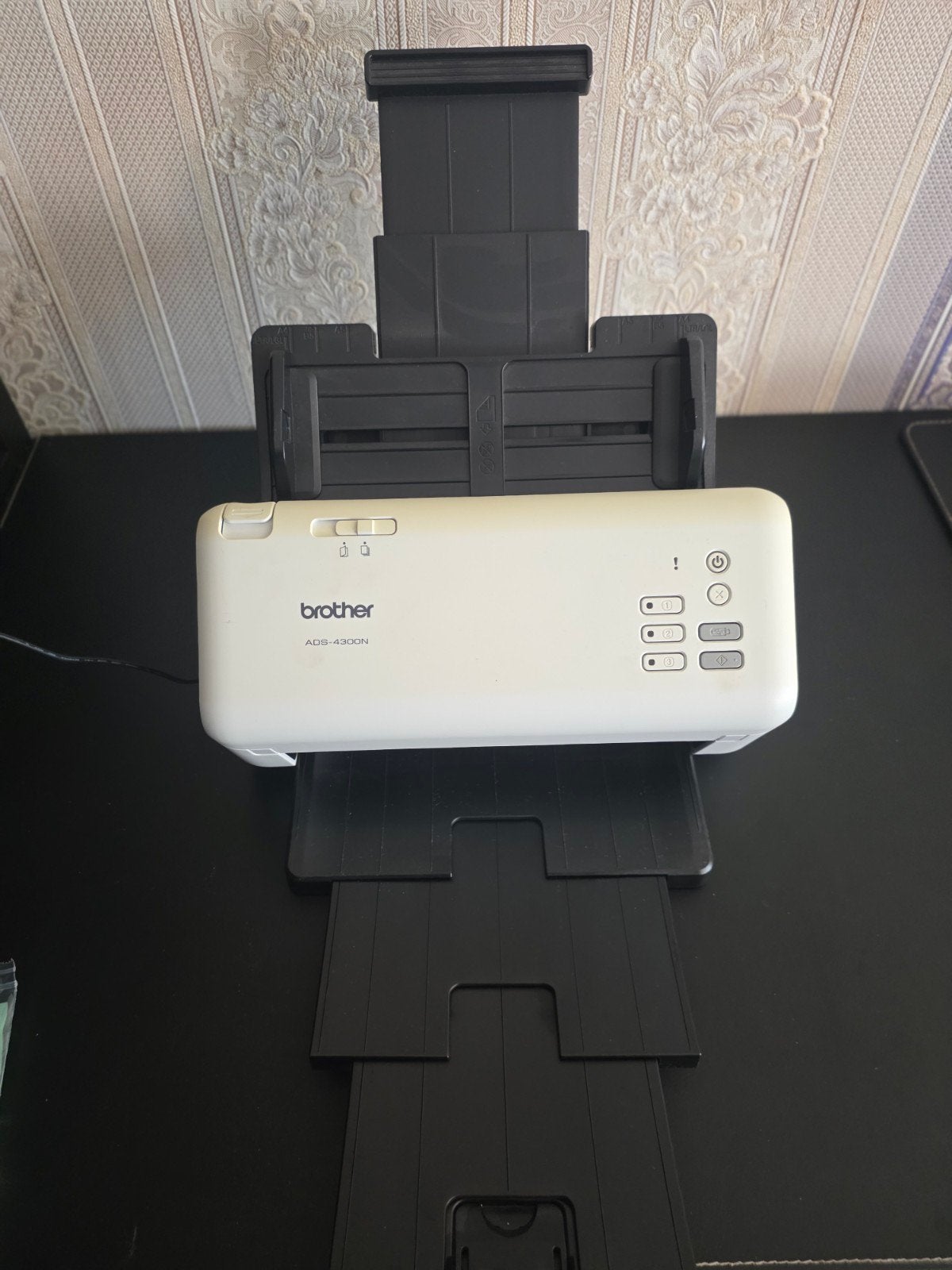 Brother ADS-4300N professionele documentscanner – €350, Enlèvement, Scannez